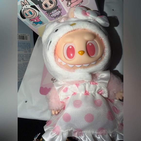 Labubu x Sanrio Characters Series vinyl plush dolls.. (HELLO KITTY) - Picture 4 of 9